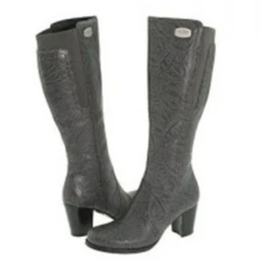 Ugg Ashur Gray knee high leather boots Sz 7